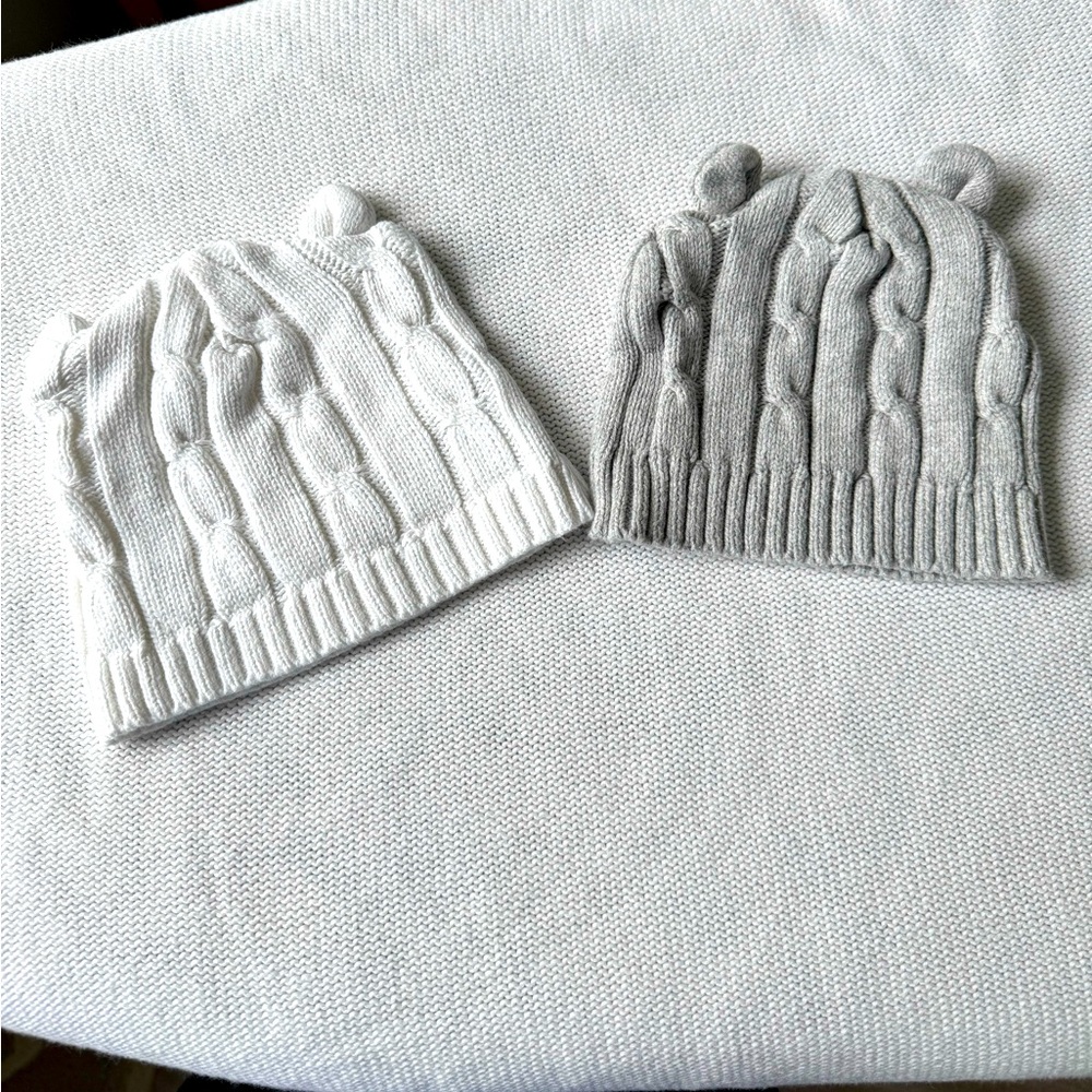 🛑 FINAL SALE Bundle of 2 Elegant Baby Winter Hat Gray White Cable Knit 0–12 M